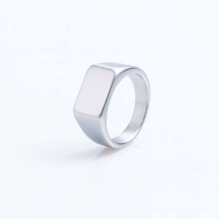 Revenant Ring – Argent Silver