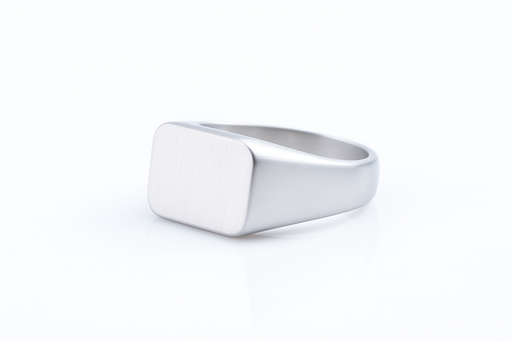 Revenant Ring – Argent Silver
