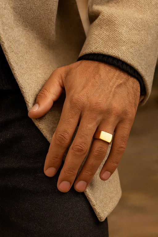 Revenant Ring – Aureate Gold